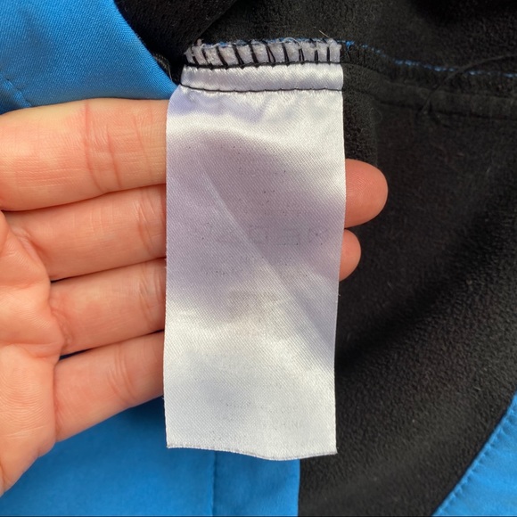 ⛰ RUSSELL BLUE HIKING JACKET! - Picture 14 of 14